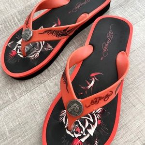 Ed Hardy By Christian Audigier Flip Flops Size 6 Vintage Rose